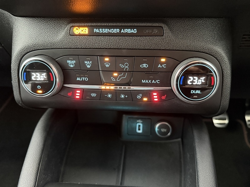 Used Ford Focus 2019 for sale - 76496989: Photo 29