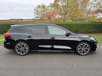 Used Ford Focus 2019 for sale - 76496989: Photo