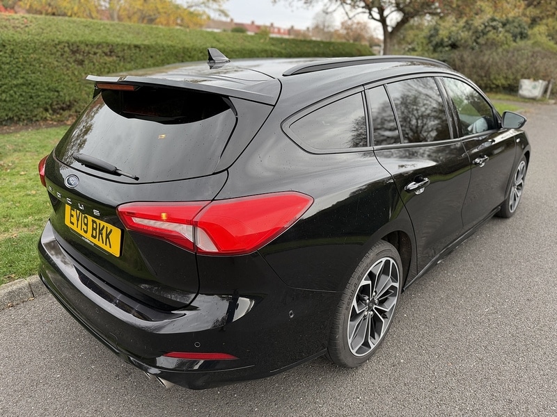 Used Ford Focus 2019 for sale - 76496989: Photo 3