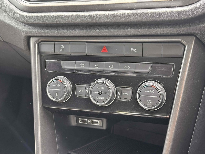 Used Volkswagen T-Roc 2019 for sale - 76357057: Photo 24