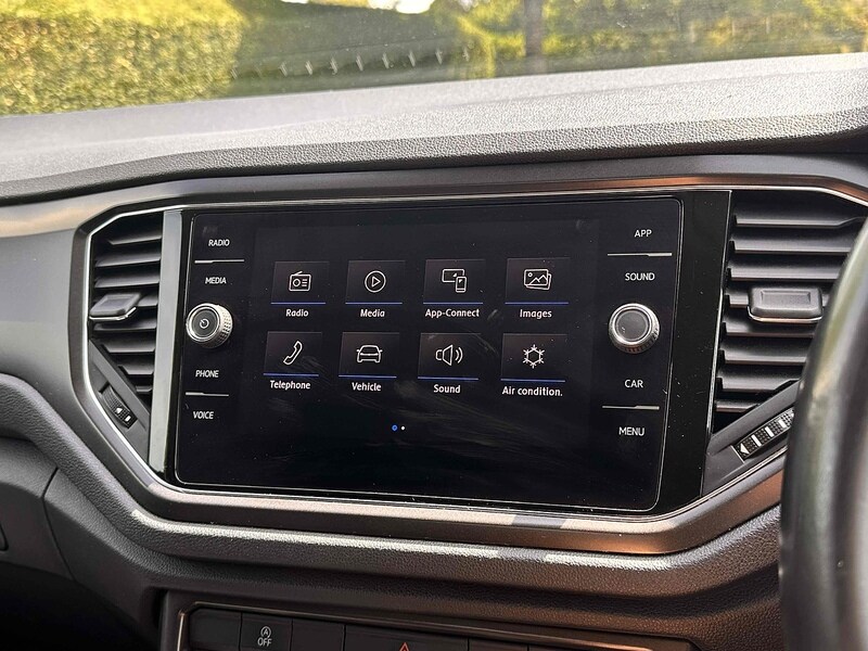 Used Volkswagen T-Roc 2019 for sale - 76357057: Photo 36