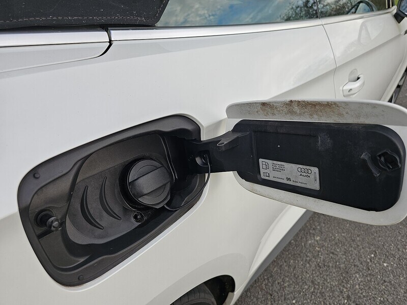 Used Audi A5 Cabriolet 2018 for sale - 76378869: Photo 54