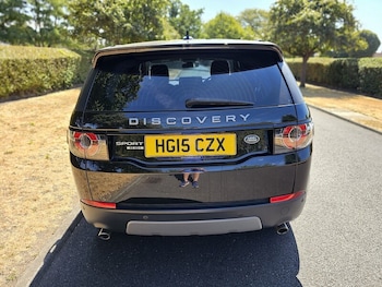 Used Land Rover Discovery Sport 2015 for sale - 79470789: Photo