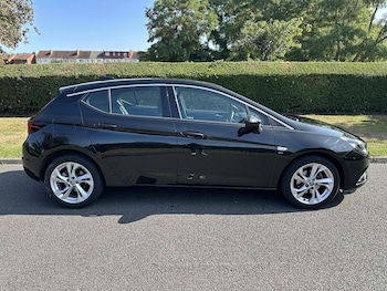 Used Vauxhall Astra 2018 for sale - 75603920: Photo