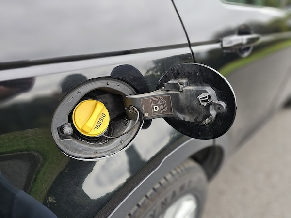 Used Land Rover Discovery Sport 2015 for sale - 76193915: Photo 18
