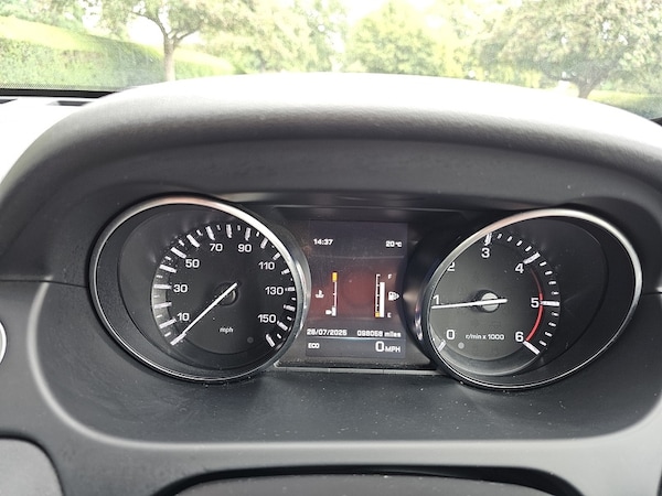 Used Land Rover Discovery Sport 2015 for sale - 76193915: Photo 30