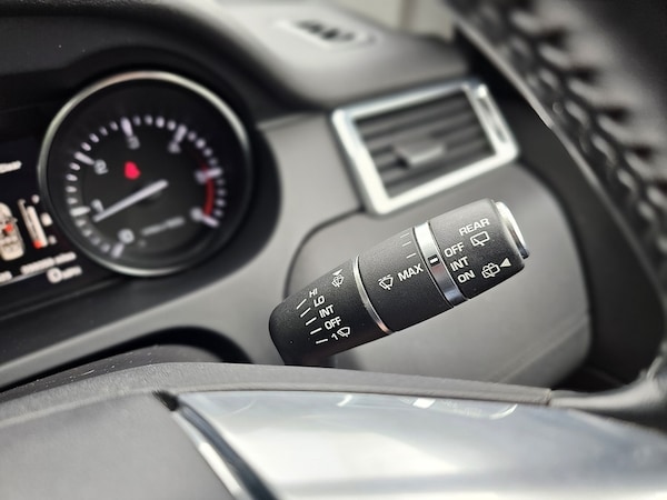 Used Land Rover Discovery Sport 2015 for sale - 76193915: Photo 32