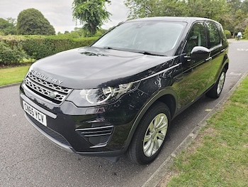 Used Land Rover Discovery Sport 2015 for sale - 76193915: Photo 3