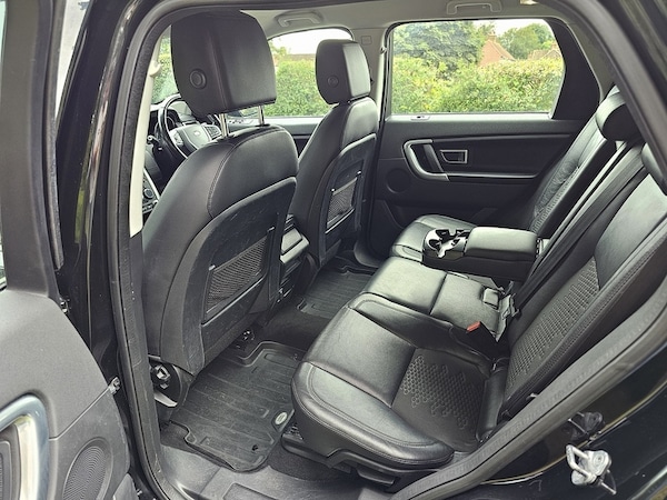 Used Land Rover Discovery Sport 2015 for sale - 76193915: Photo 40