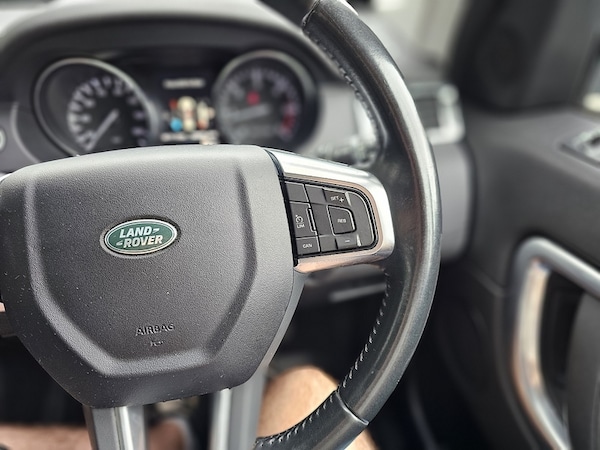 Used Land Rover Discovery Sport 2015 for sale - 76193915: Photo 43