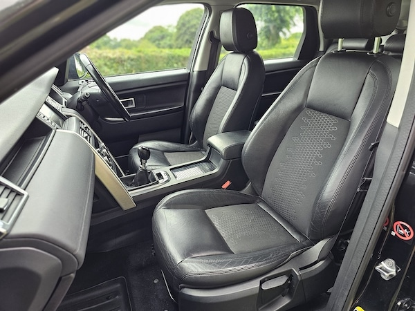 Used Land Rover Discovery Sport 2015 for sale - 76193915: Photo 46