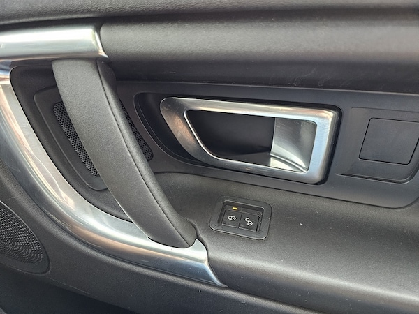 Used Land Rover Discovery Sport 2015 for sale - 76193915: Photo 49