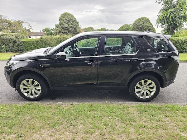 Used Land Rover Discovery Sport 2015 for sale - 76193915: Photo 4