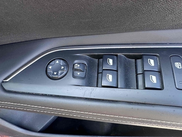 Used Peugeot 3008 2018 for sale - 75542006: Photo 34