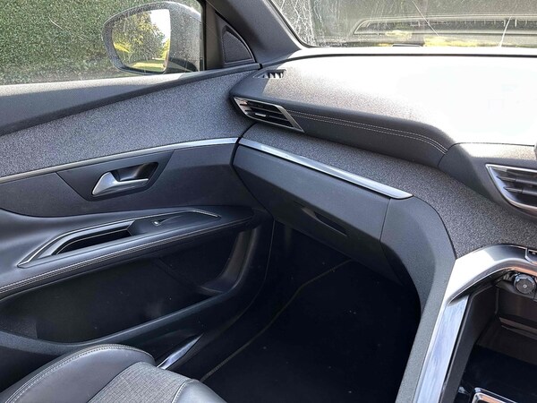 Used Peugeot 3008 2018 for sale - 75542006: Photo 37