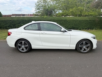 Used BMW 2 Series 2017 for sale - 79435524: Photo