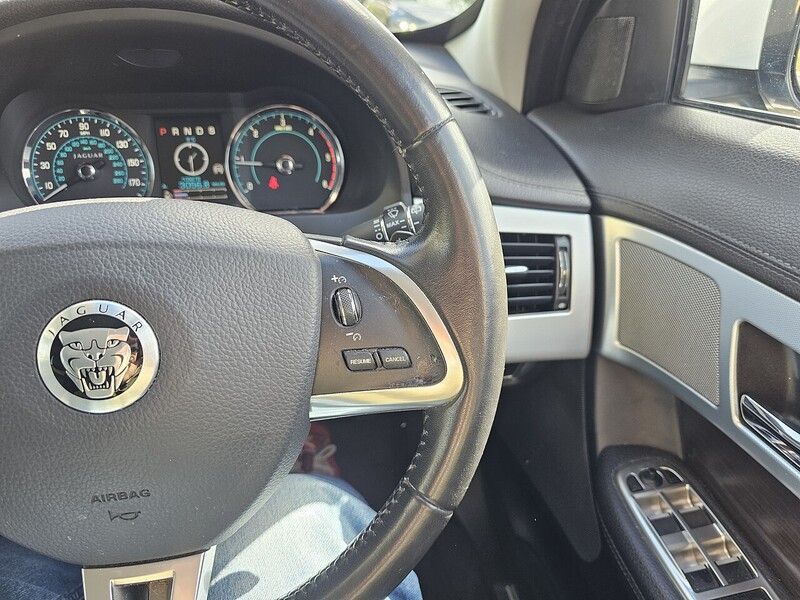 Used Jaguar XF 2013 for sale - 78140843: Photo 13