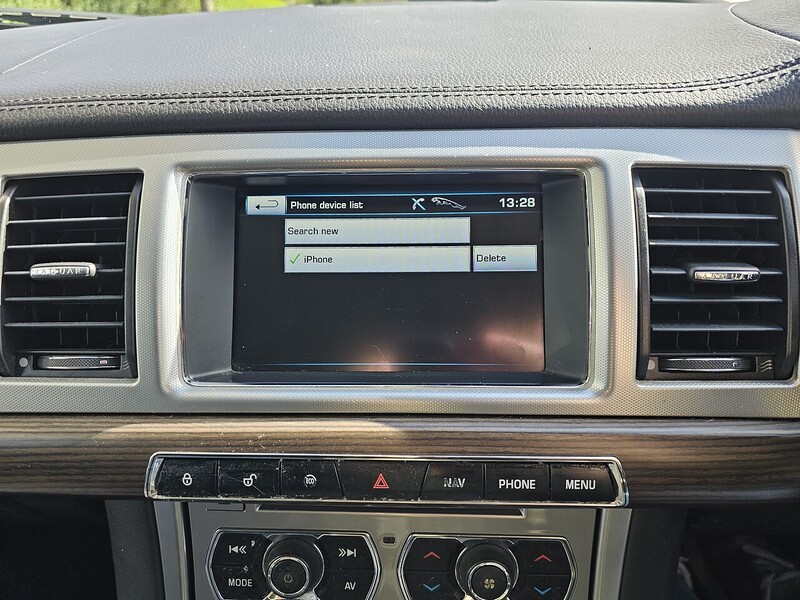 Used Jaguar XF 2013 for sale - 78140843: Photo 15