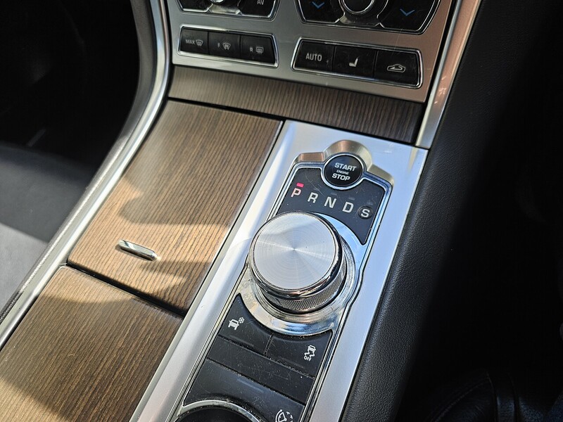 Used Jaguar XF 2013 for sale - 78140843: Photo 23