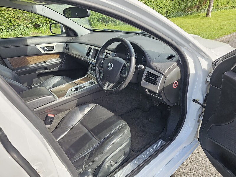 Used Jaguar XF 2013 for sale - 78140843: Photo 29