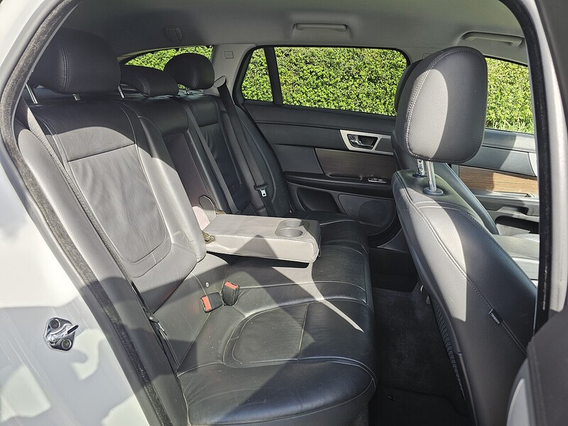 Used Jaguar XF 2013 for sale - 78140843: Photo 41