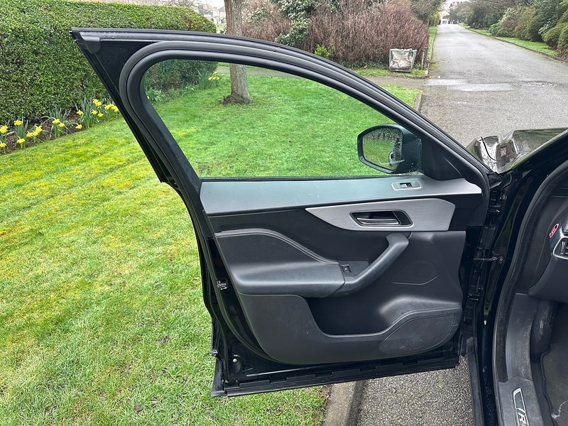 Used Jaguar F-Pace 2016 for sale - 77790201: Photo 29