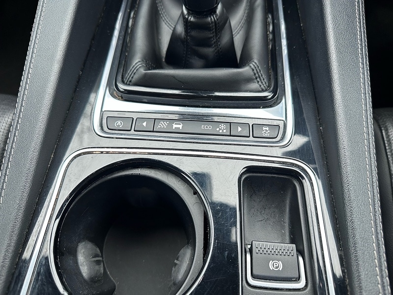 Used Jaguar F-Pace 2016 for sale - 77790201: Photo 35