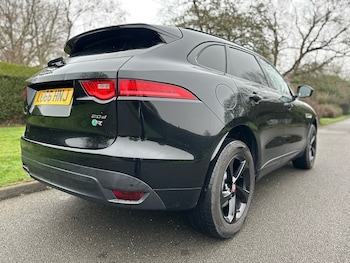 Used Jaguar F-Pace 2016 for sale - 77790201: Photo