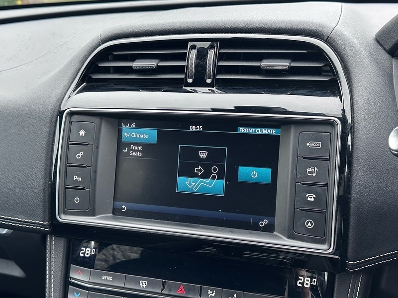 Used Jaguar F-Pace 2016 for sale - 77790201: Photo 53