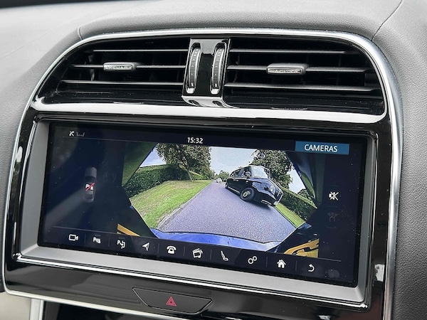Used Jaguar XE 2019 for sale - 75452927: Photo 47