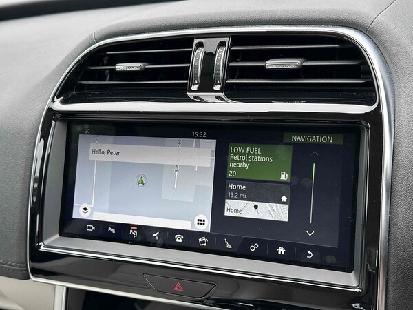 Used Jaguar XE 2019 for sale - 75452927: Photo 49
