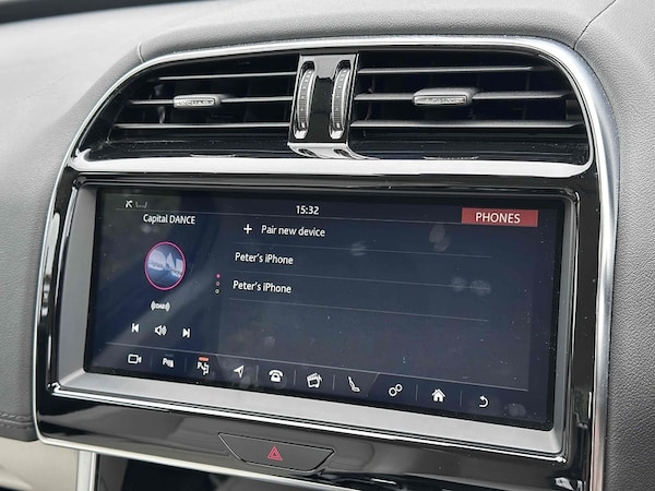 Used Jaguar XE 2019 for sale - 75452927: Photo 50
