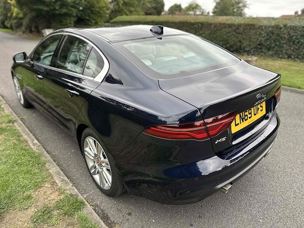 Used Jaguar XE 2019 for sale - 75452927: Photo 7