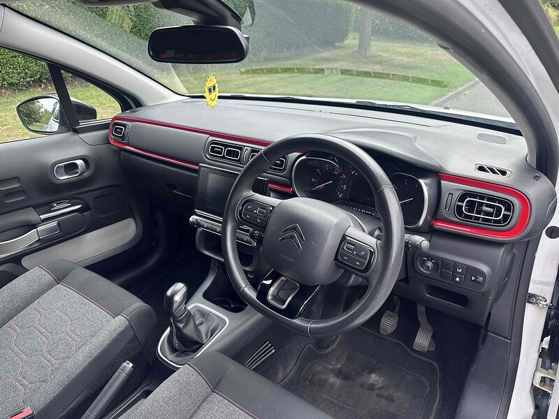 Vehicle 21