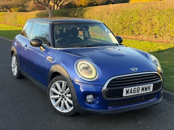 Used MINI Hatch 2019 for sale - 76831675: Photo