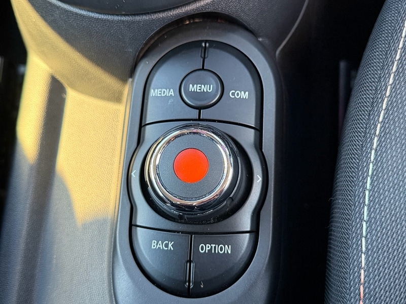 Used MINI Hatch 2019 for sale - 76831675: Photo 27