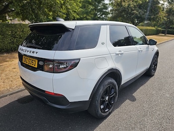 Used Land Rover Discovery Sport 2020 for sale - 79319862: Photo