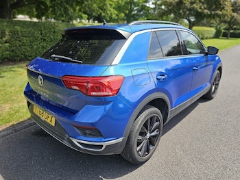 Used Volkswagen T-Roc 2018 for sale - 79435669: Photo