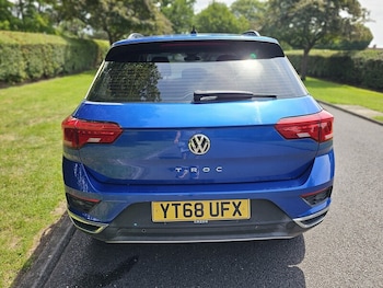 Used Volkswagen T-Roc 2018 for sale - 79435669: Photo