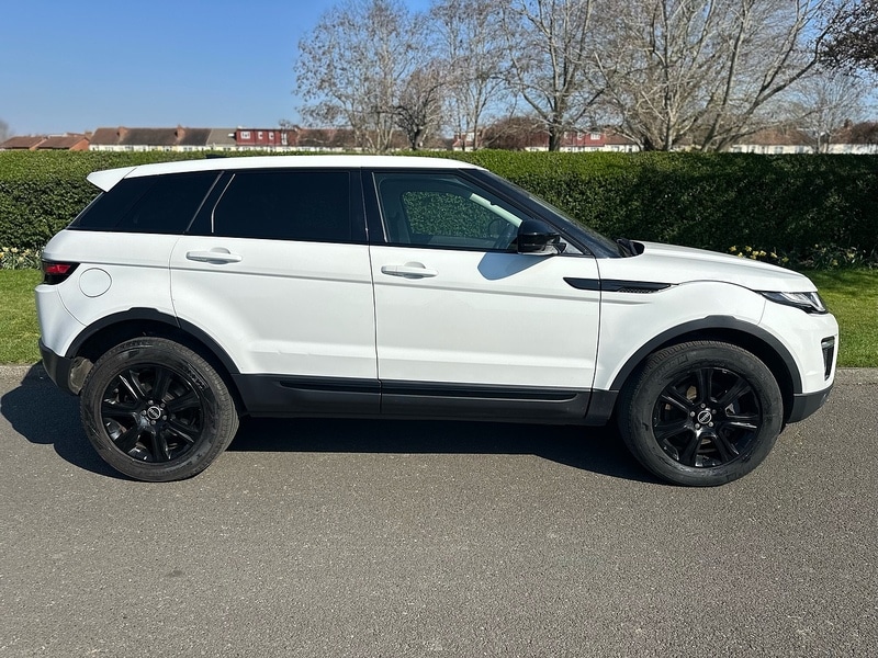 Used Land Rover Range Rover Evoque 2019 for sale - 78056765: Photo 2