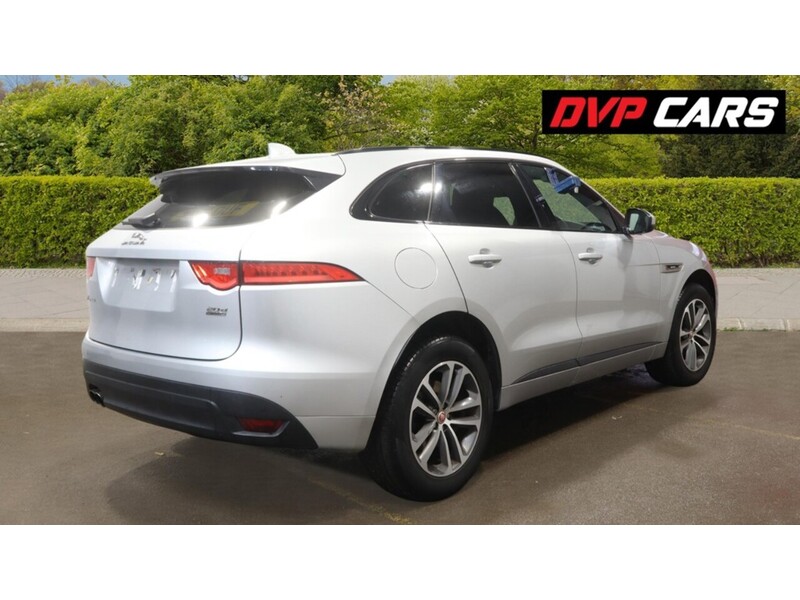 Used Jaguar F-Pace 2016 for sale - 77708980: Photo 4