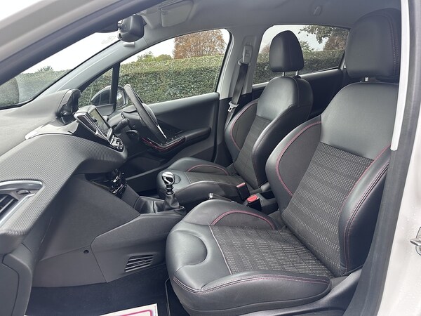 Used Peugeot 208 2019 for sale - 76141962: Photo 18