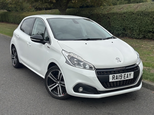 Used Peugeot 208 2019 for sale - 76141962: Photo 1