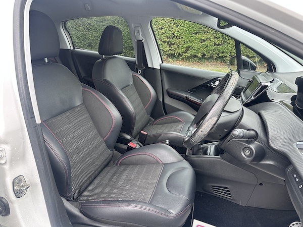 Used Peugeot 208 2019 for sale - 76141962: Photo 21