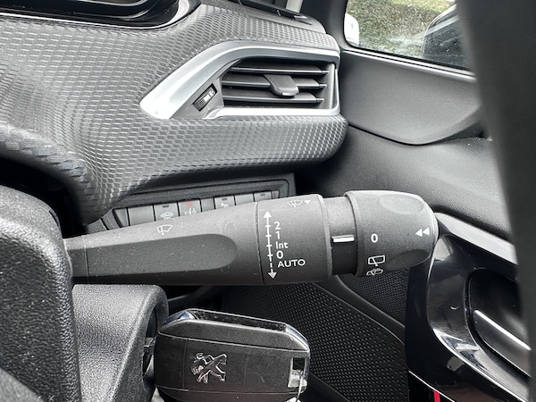 Used Peugeot 208 2019 for sale - 76141962: Photo 25
