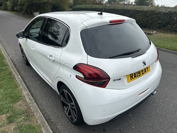Used Peugeot 208 2019 for sale - 76141962: Photo 7
