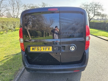 Used Vauxhall Combo 2015 for sale - 77742413: Photo