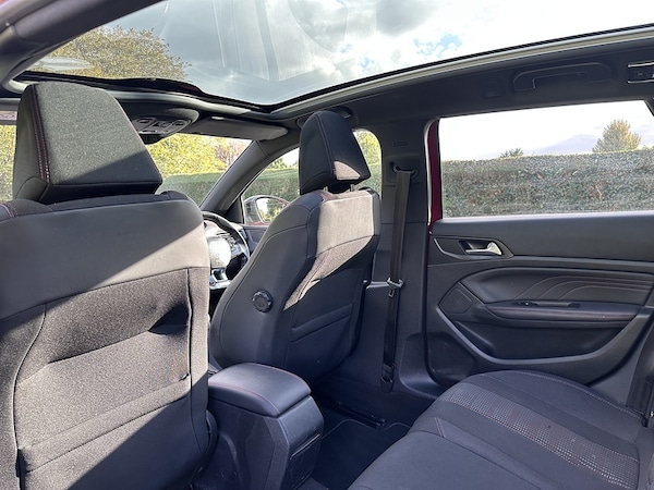 Used Peugeot 308 SW 2018 for sale - 76034868: Photo 20