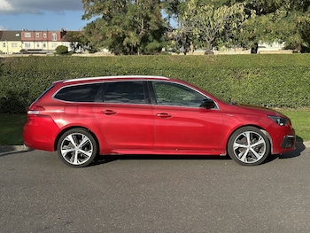 Used Peugeot 308 SW 2018 for sale - 76034868: Photo 2