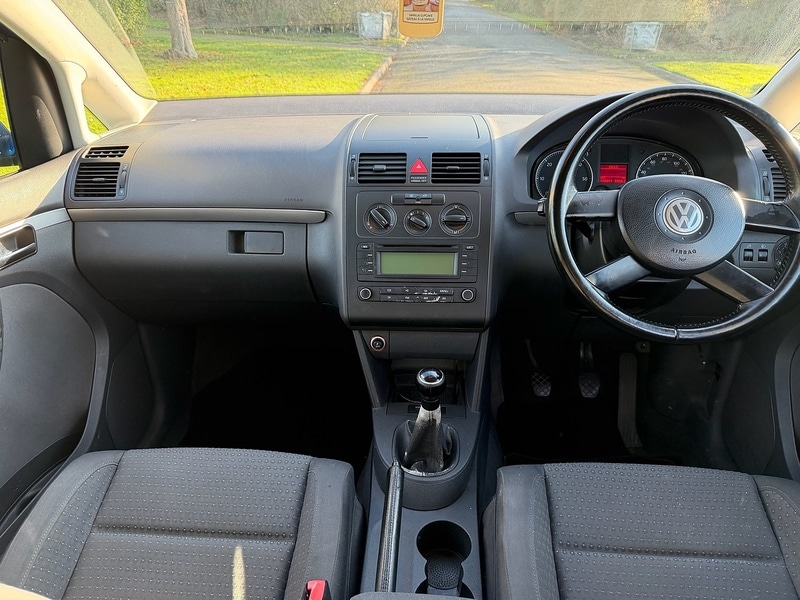 Used Volkswagen Touran 2004 for sale - 76663638: Photo 15